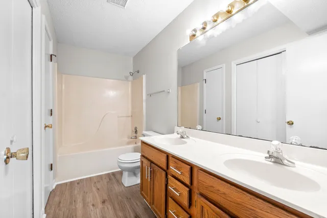 $995 | 283 Dunbar Cave Road, Unit D, Clarksville, TN 37043