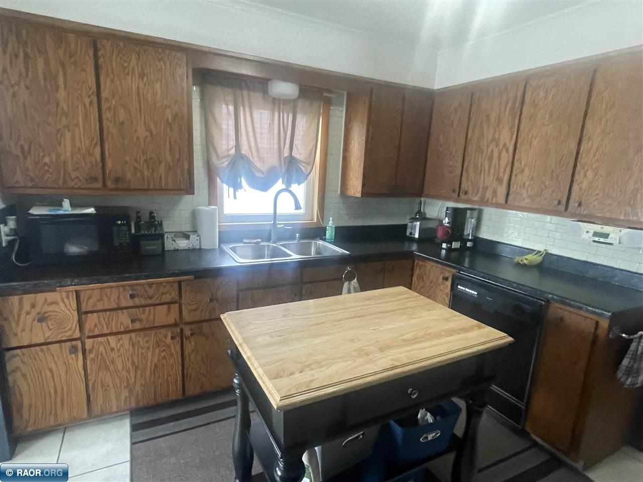 3302 West 4th Avenue Hibbing, MN 55746 - Photo 18 of 25