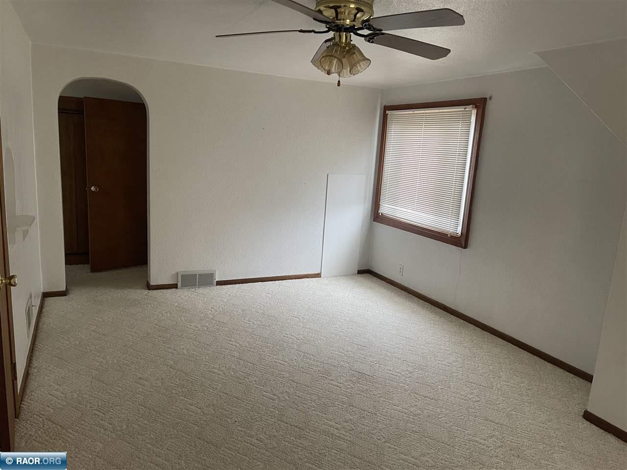 3302 West 4th Avenue Hibbing, MN 55746 - Photo 20 of 25