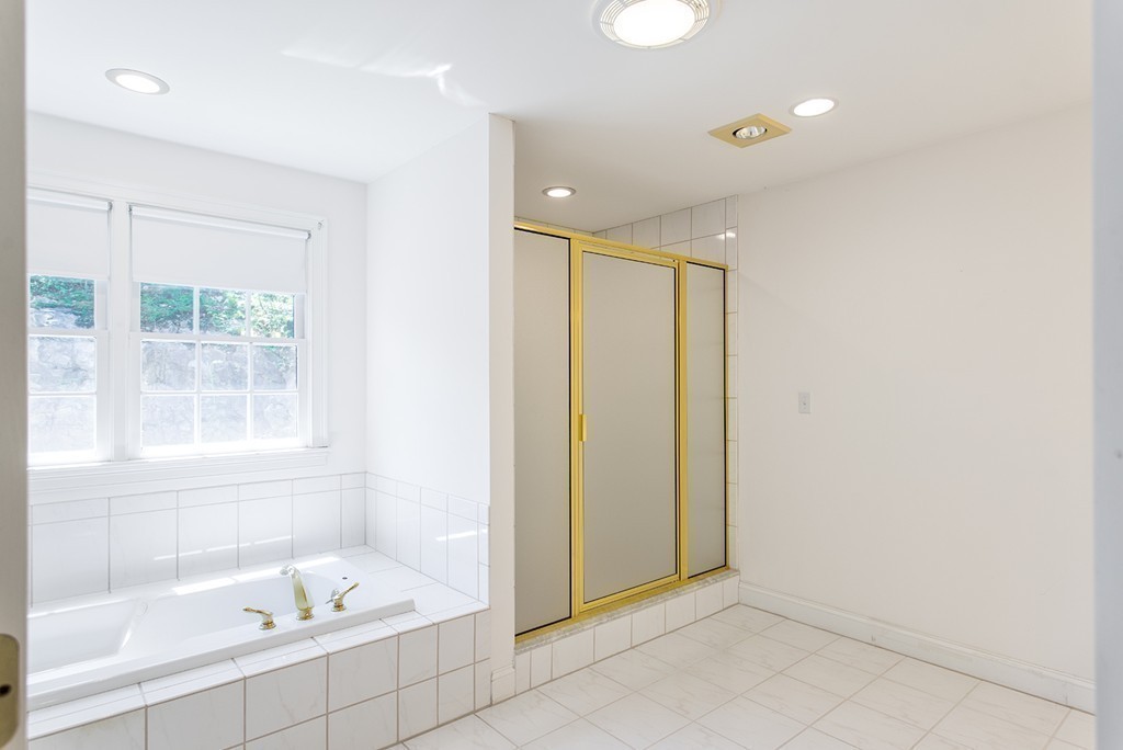 20 Deerpath Road Dedham, MA 02026 - Photo 13 of 17 Gallery Image 13