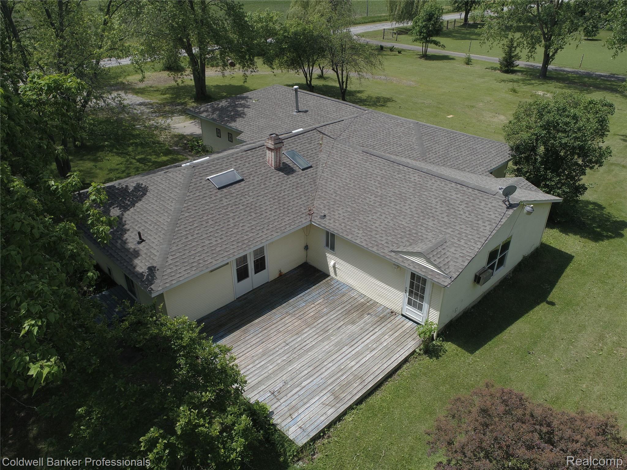 4094 West Willard Road Birch Run, MI 48415 - Photo 4 of 59 DJI_0050.JPG
