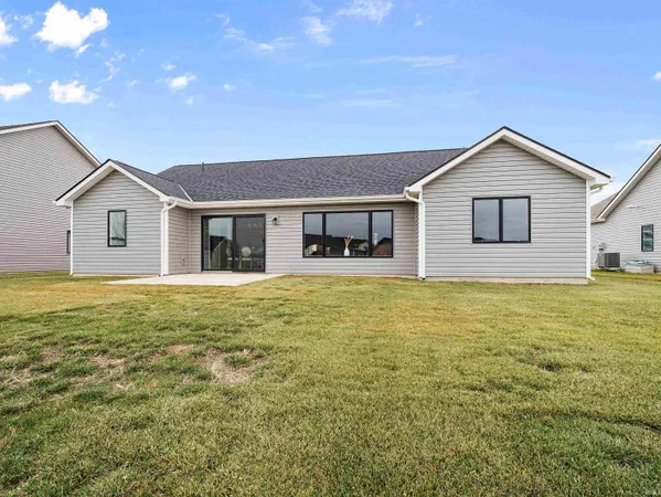 $359,900 | 13457 Fringe Tree Trail, Fort Wayne, IN 46814