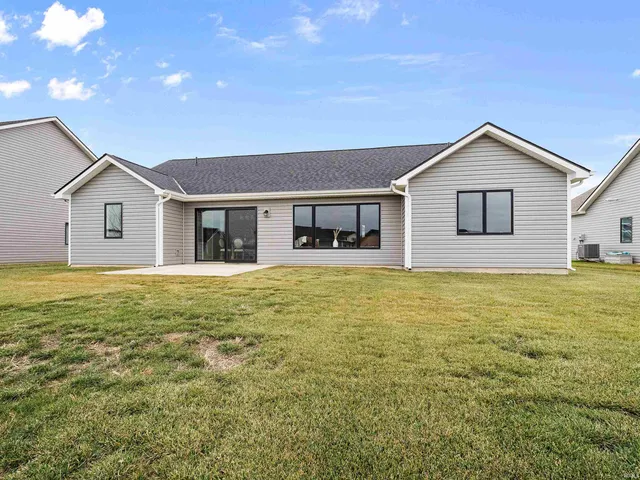 $359,900 | 13457 Fringe Tree Trail, Fort Wayne, IN 46814