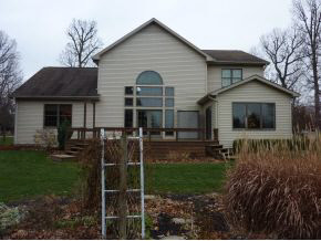 1372 Lakeview Bend Rochester, IN 46975 - Photo 2 of 23