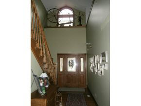 1372 Lakeview Bend Rochester, IN 46975 - Photo 4 of 23