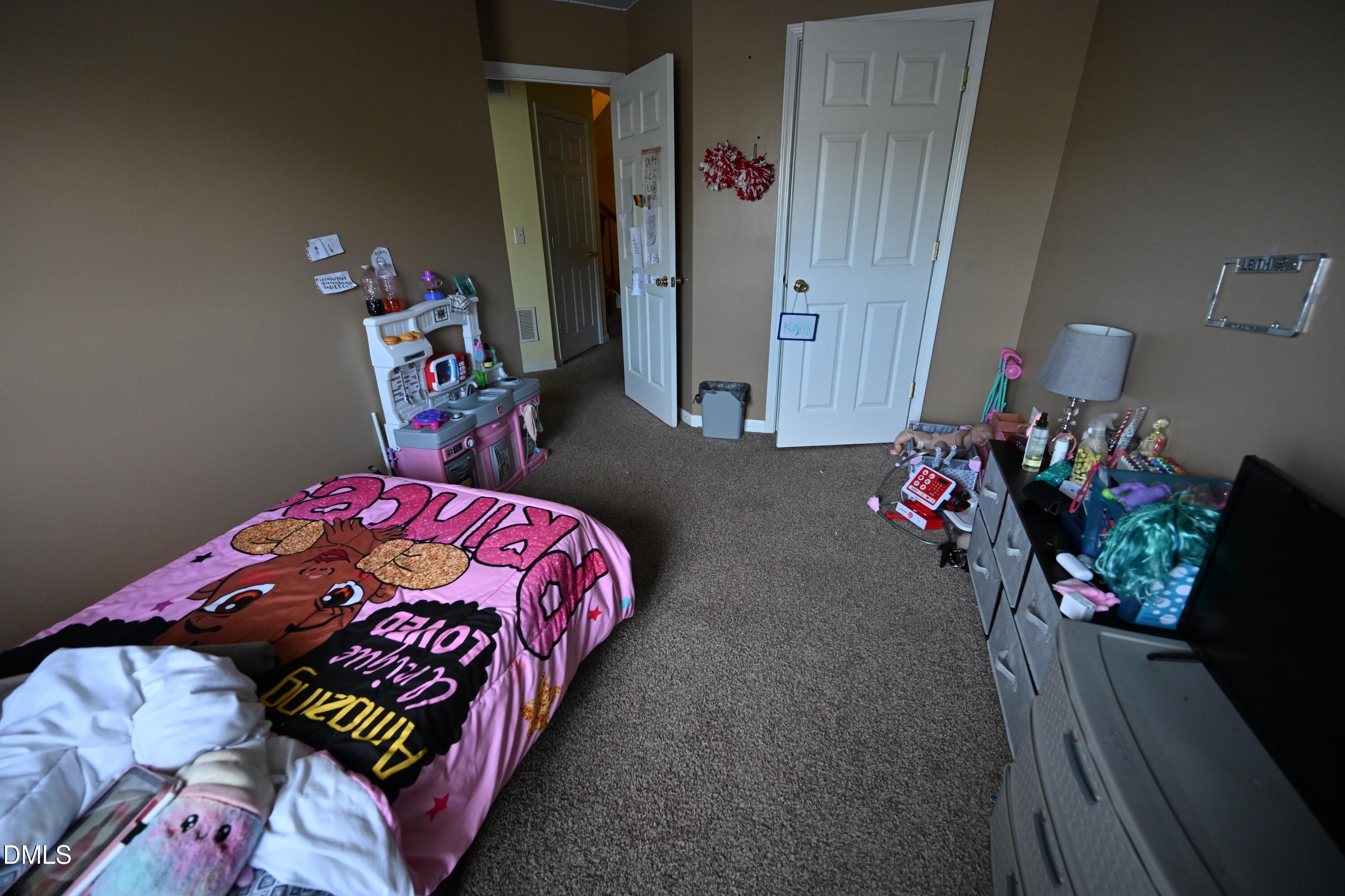 8640 Neuse Landing Lane, Unit 105 Raleigh, NC 27616 - Photo 16 of 32 DSC_1129