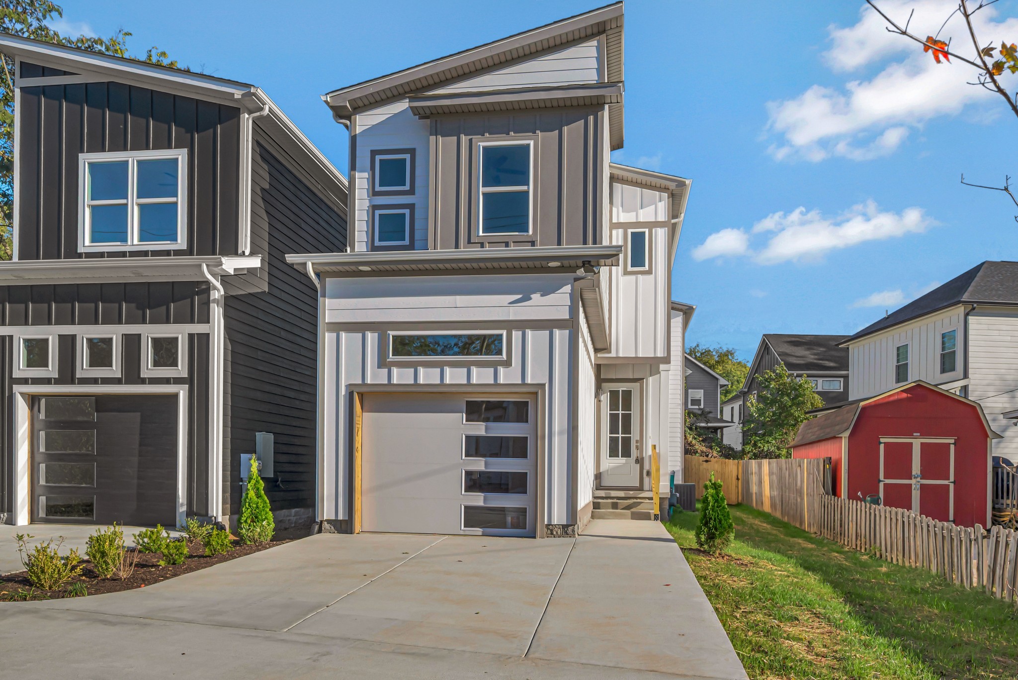 520 Croley Drive, Unit A (RIGHT SIDE) Nashville, TN 37209 - Photo 3 of 39 front view of a house with a yard