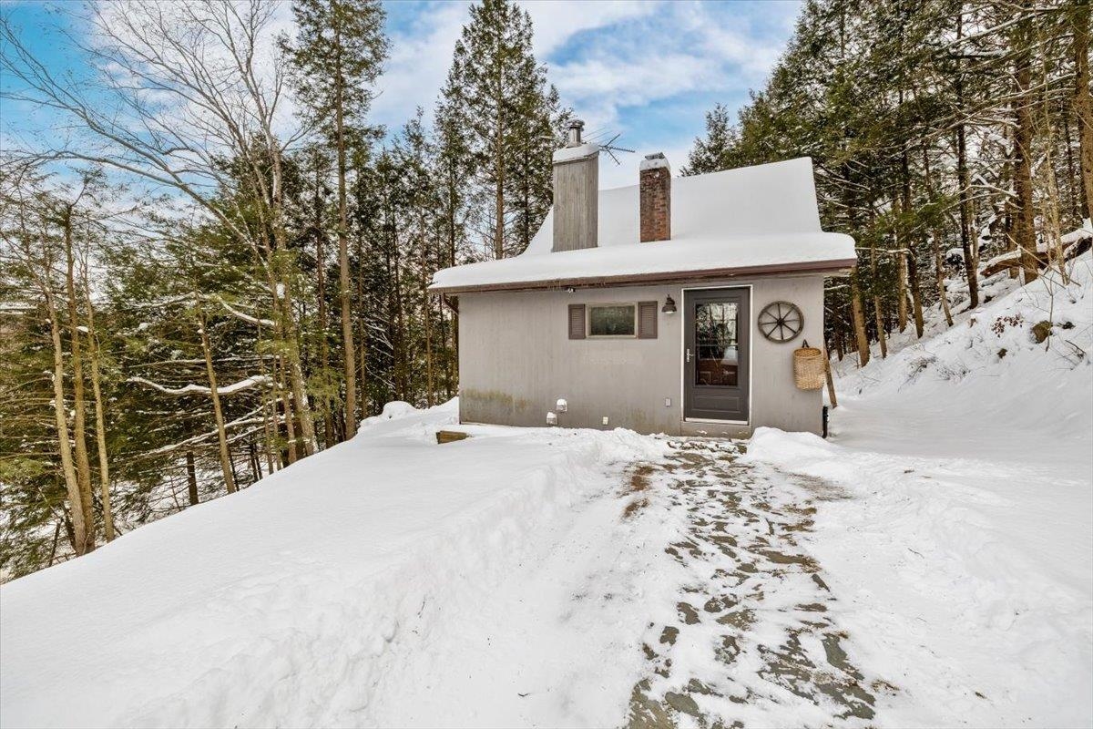 1220 Bogue Road Enosburg Falls, VT 05450 - Photo 1 of 39 Gallery Image 1