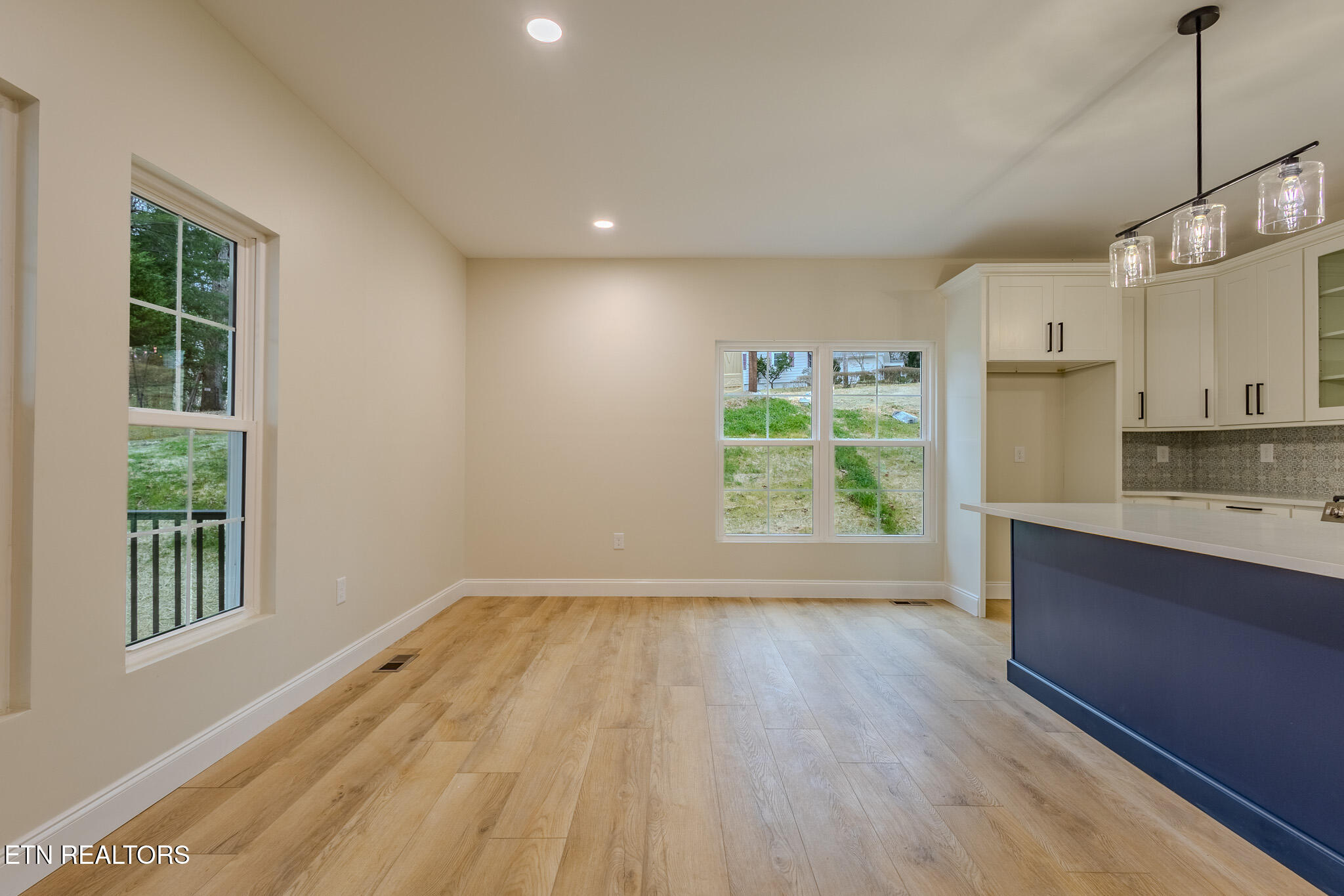 158 California Avenue Oak Ridge, TN 37830 - Photo 16 of 42 1N9A8929-HDR