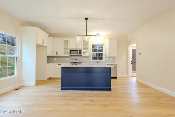 $599,900 | 158 California Avenue, Oak Ridge, TN 37830