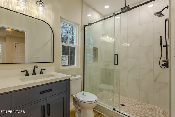$599,900 | 158 California Avenue, Oak Ridge, TN 37830
