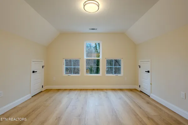 $599,900 | 158 California Avenue, Oak Ridge, TN 37830