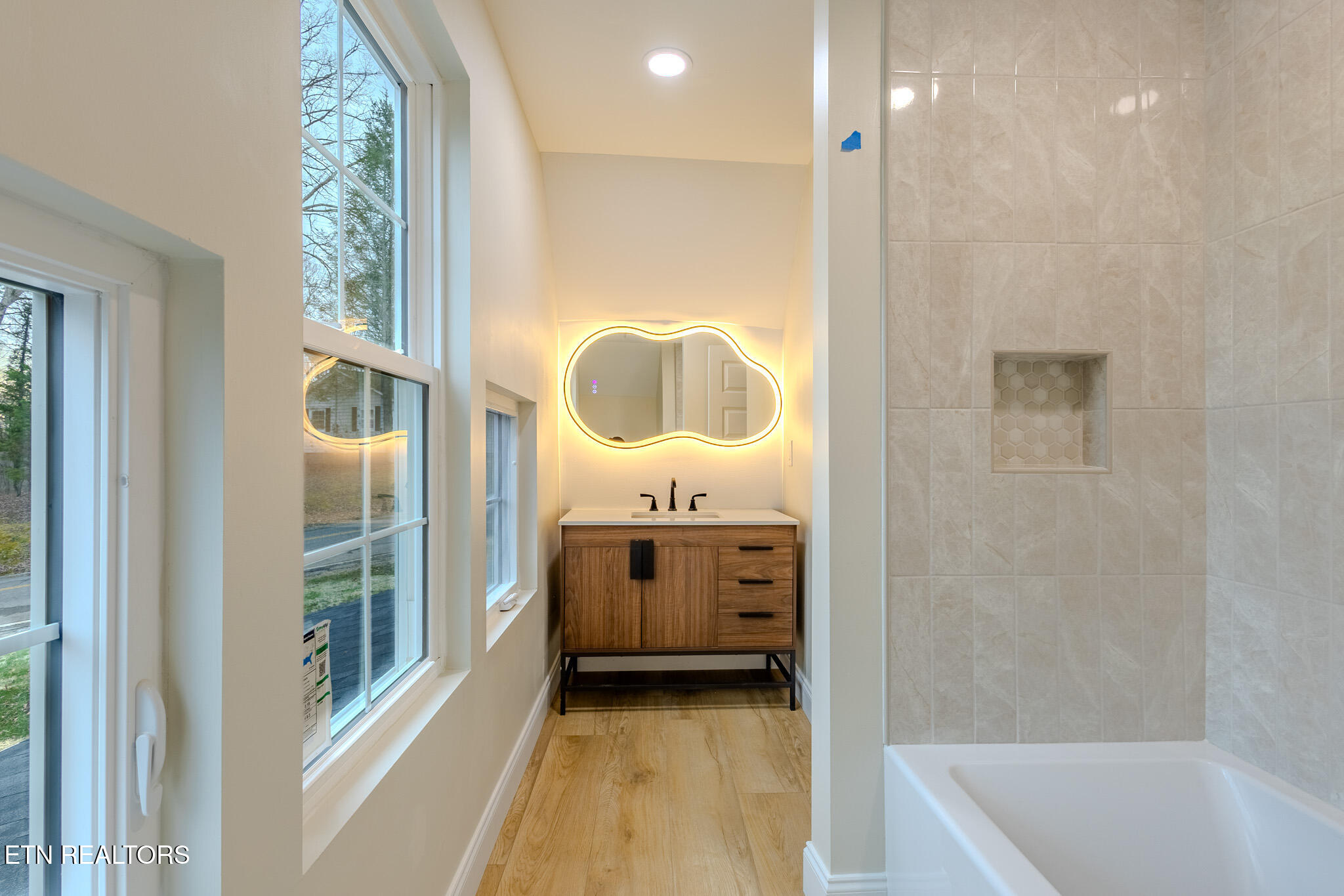 158 California Avenue Oak Ridge, TN 37830 - Photo 33 of 42 1N9A9039-HDR