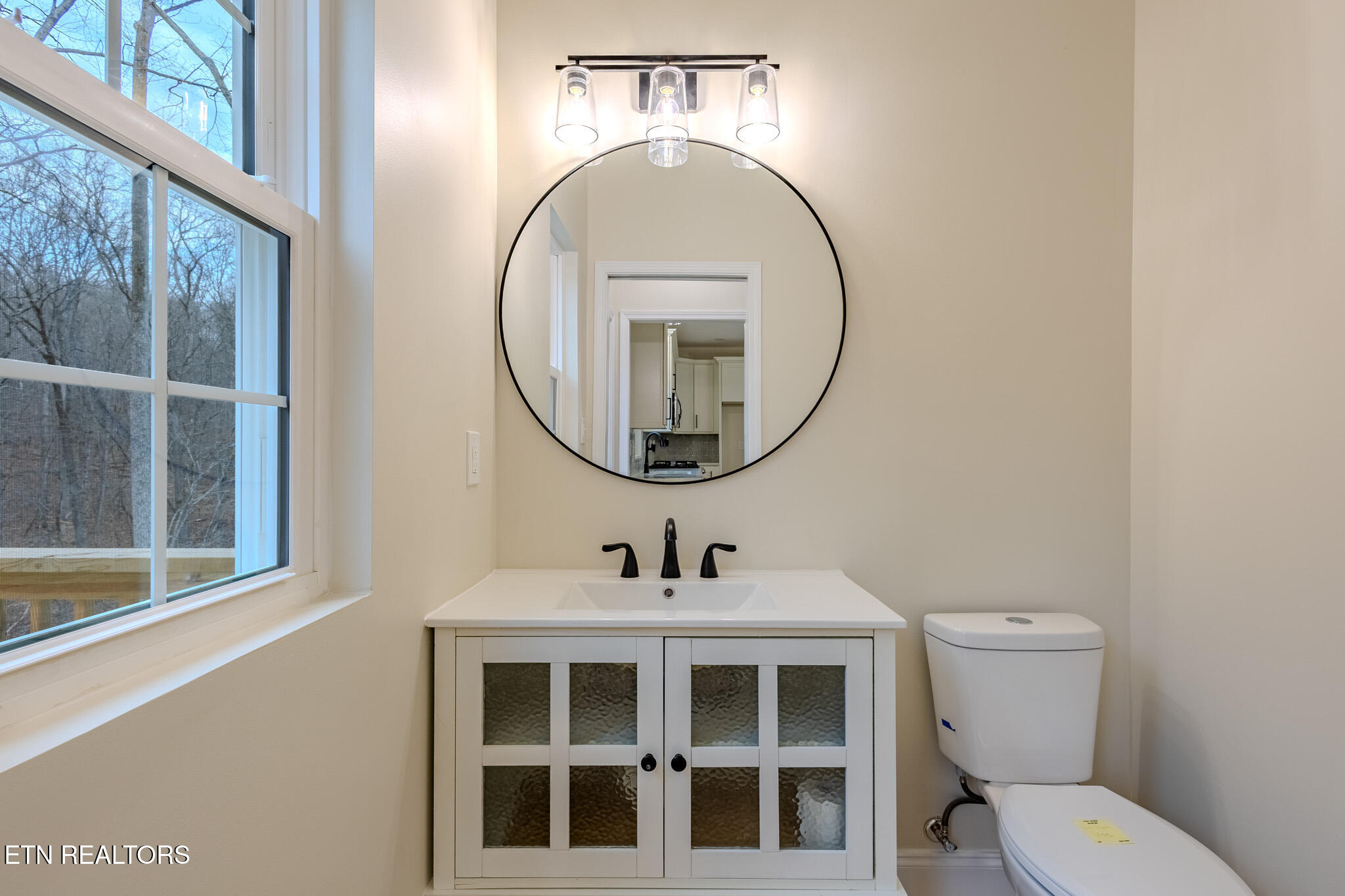 158 California Avenue Oak Ridge, TN 37830 - Photo 39 of 42 1N9A8964-HDR