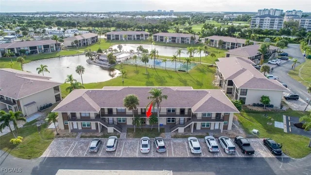 $289,900 | 16007 Davis Road, Unit 613, Fort Myers, FL 33908