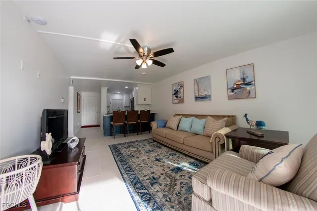 $289,900 | 16007 Davis Road, Unit 613, Fort Myers, FL 33908