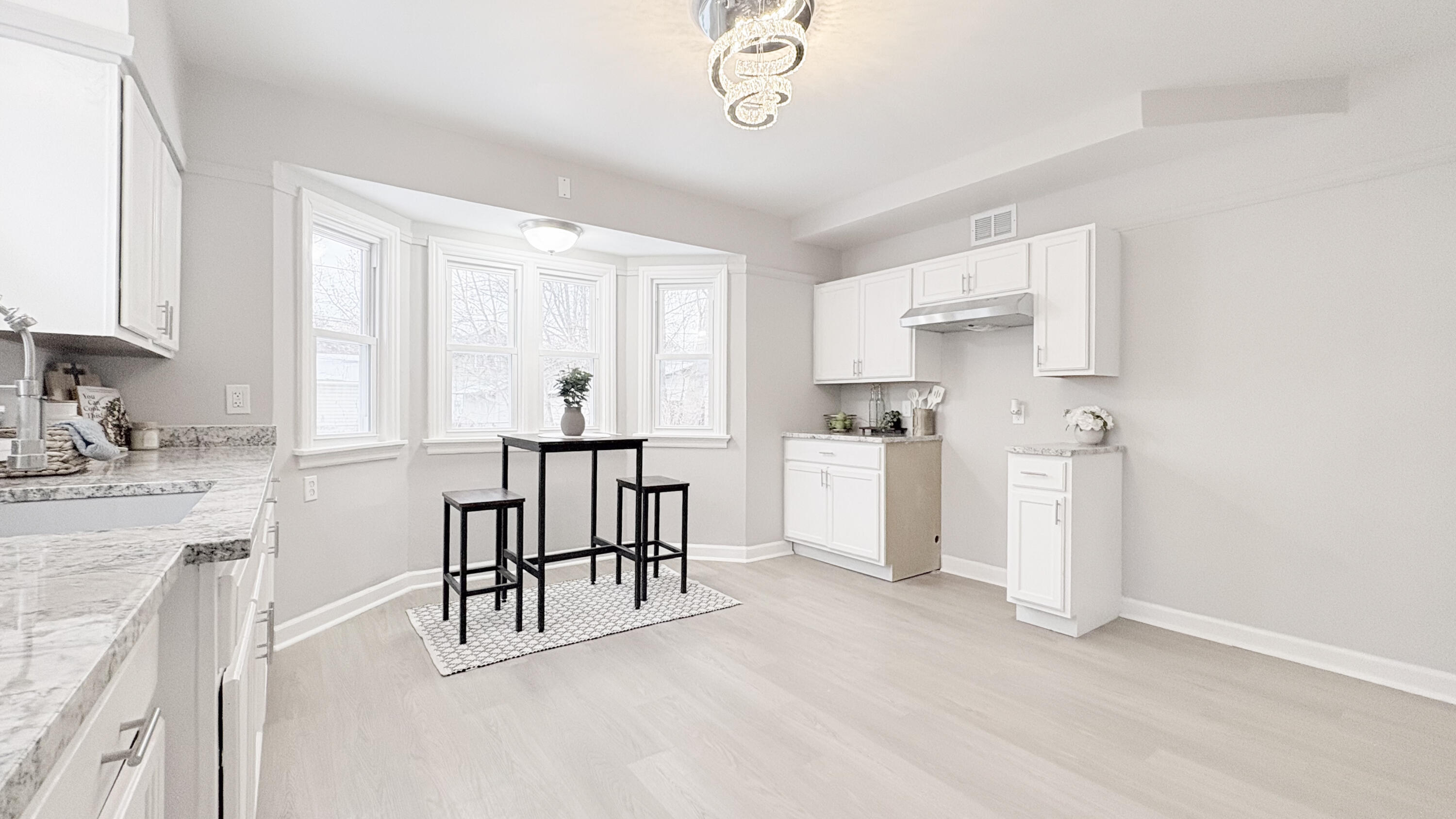 4969 North 58th Street Milwaukee, WI 53218 - Photo 7 of 20 kitchen