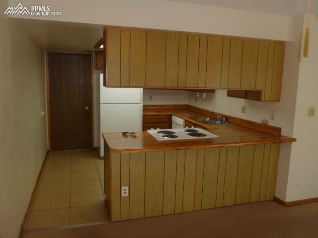 4693 Barnes Road Colorado Springs, CO 80917 - Photo 5 of 10