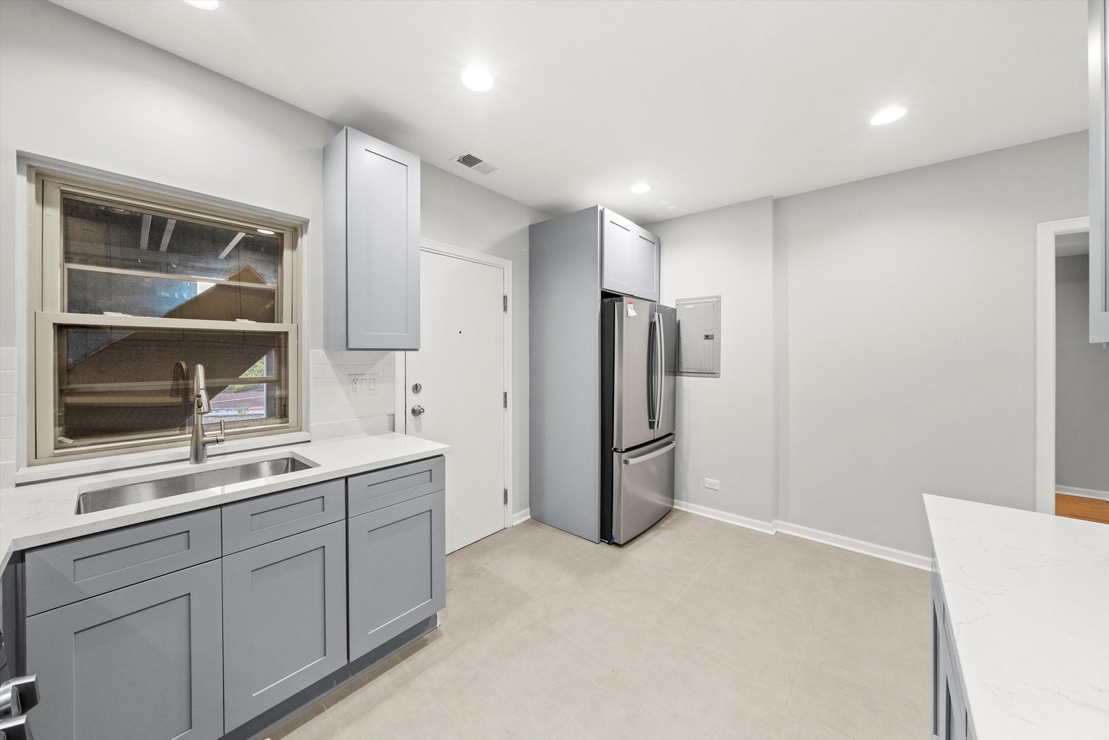 5030 South Archer Avenue Chicago, IL 60632 - Photo 27 of 40