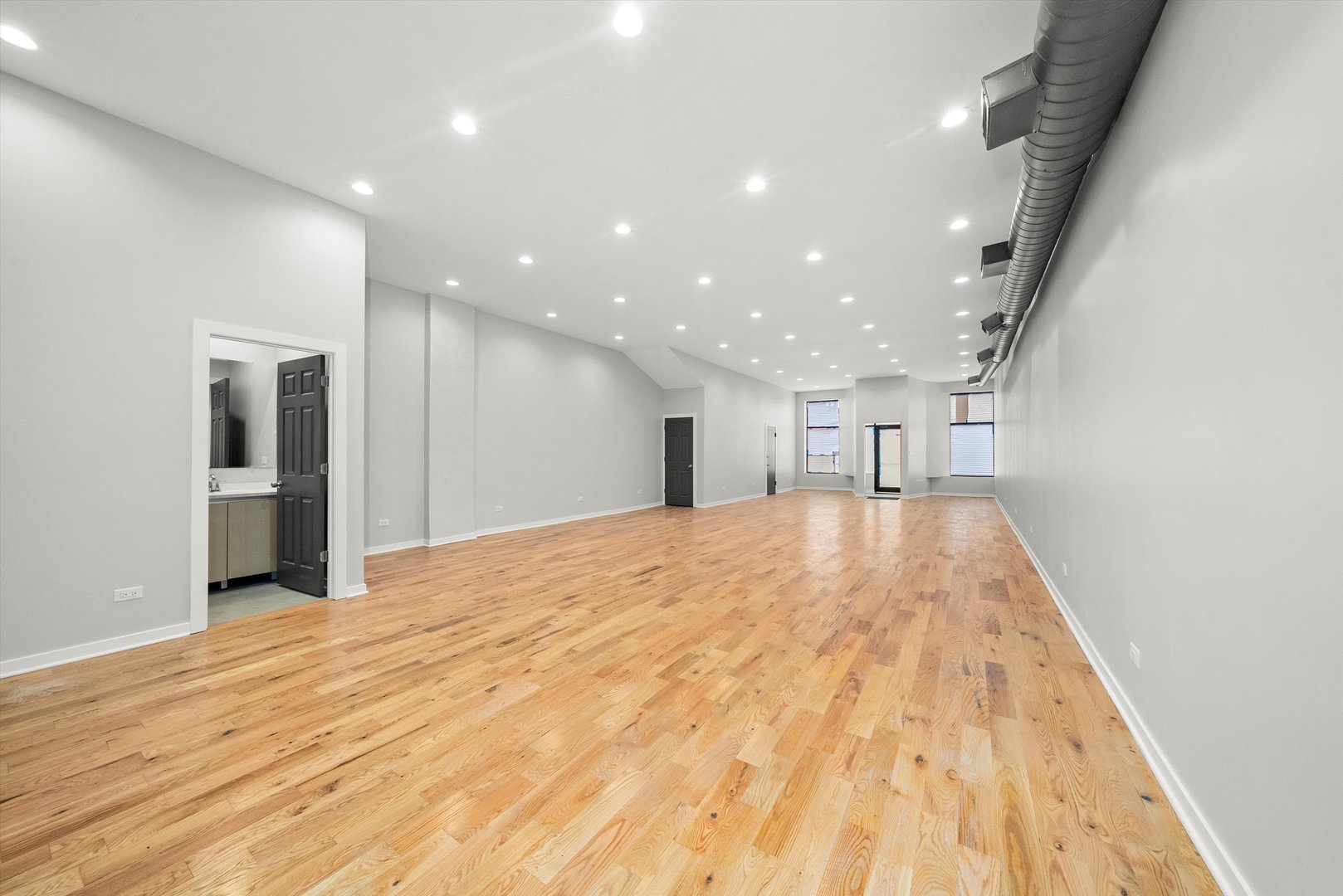 5030 South Archer Avenue Chicago, IL 60632 - Photo 34 of 40