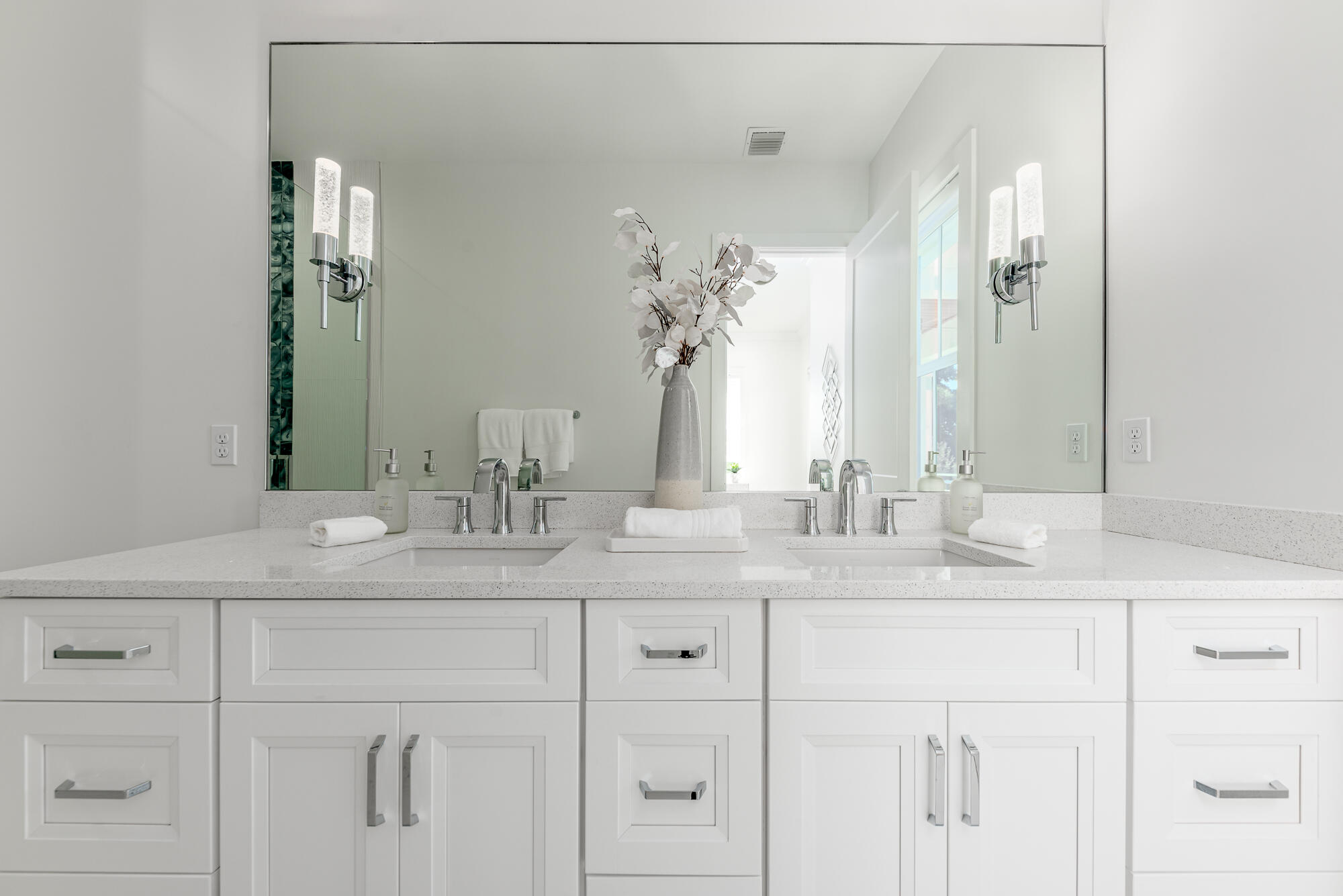 4674 Southeast Manatee Terrace Stuart, FL 34997 - Photo 19 of 28 Manatee Isles 230114-60