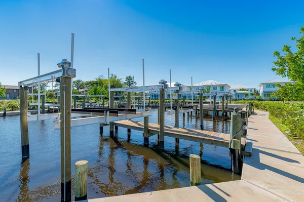 $3,600 | 4674 Southeast Manatee Terrace, Stuart, FL 34997