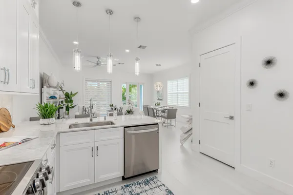 $3,600 | 4674 Southeast Manatee Terrace, Stuart, FL 34997