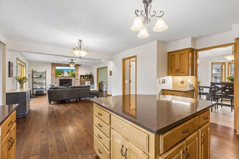 $699,000 | 5955 Parkwood Drive, Shoreview, MN 55126