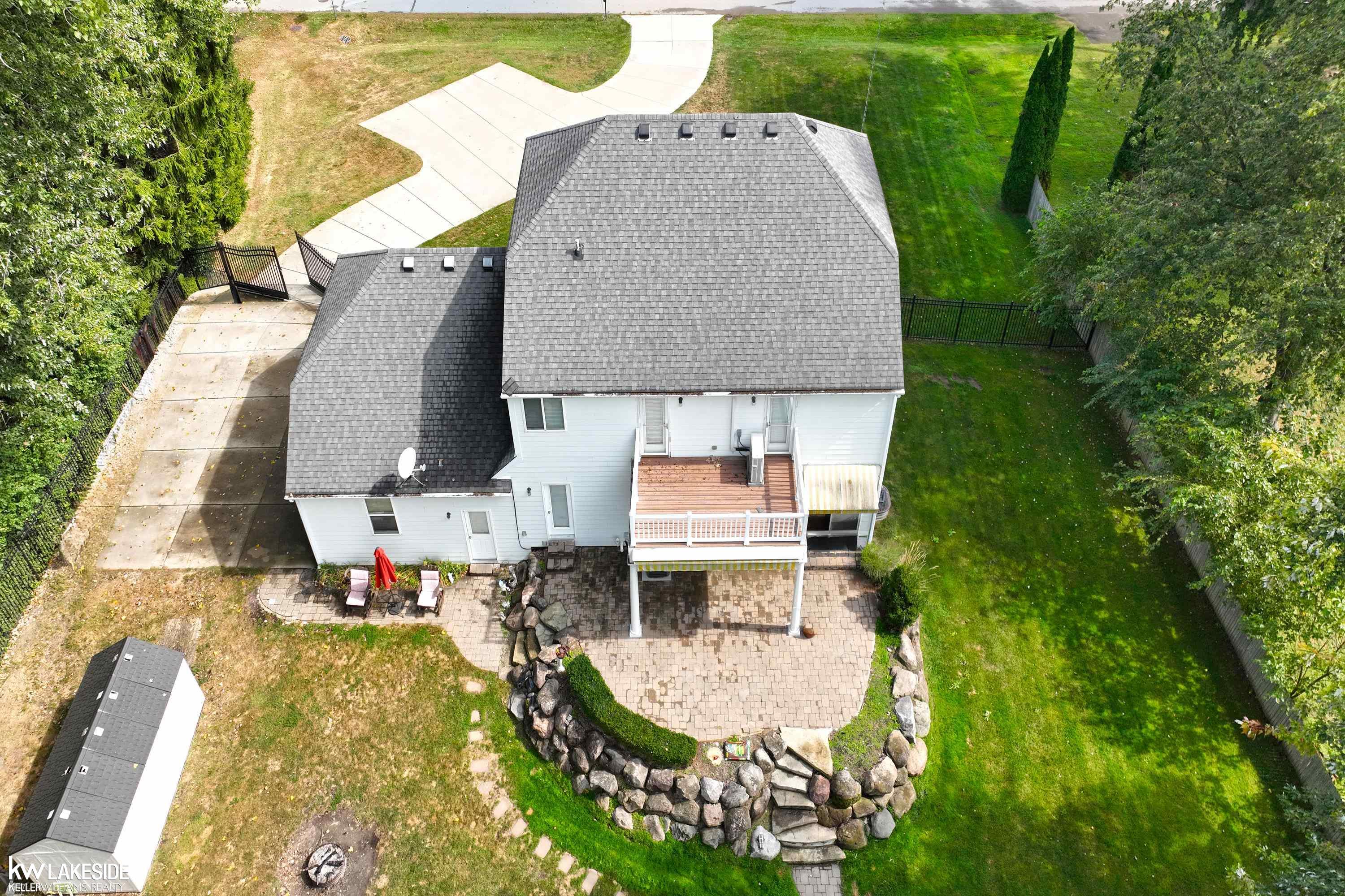 2770 Hickory Lawn Road Rochester Hills, MI 48307 - Photo 25 of 27