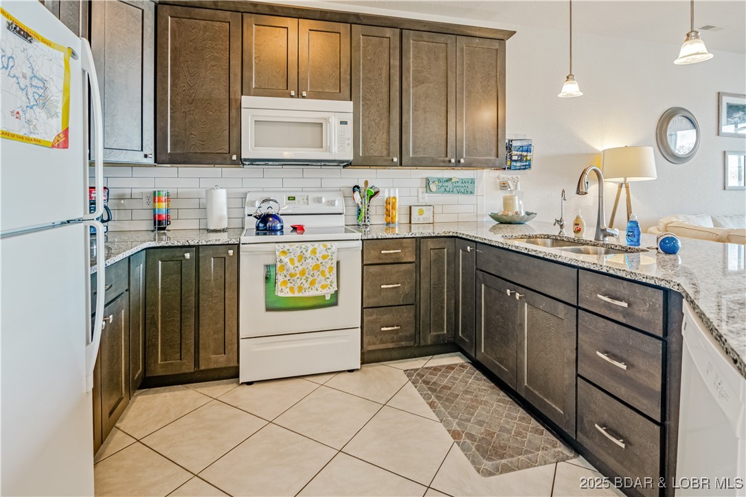 1200 Lands End Parkway, Unit 319 Osage Beach, MO 65065 - Photo 2 of 50