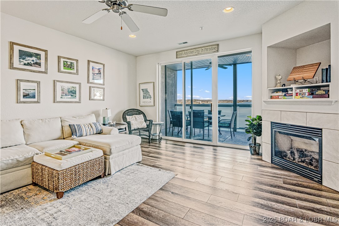 1200 Lands End Parkway, Unit 319 Osage Beach, MO 65065 - Photo 4 of 50