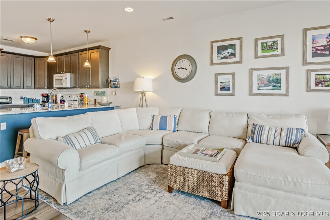 1200 Lands End Parkway, Unit 319 Osage Beach, MO 65065 - Photo 5 of 50