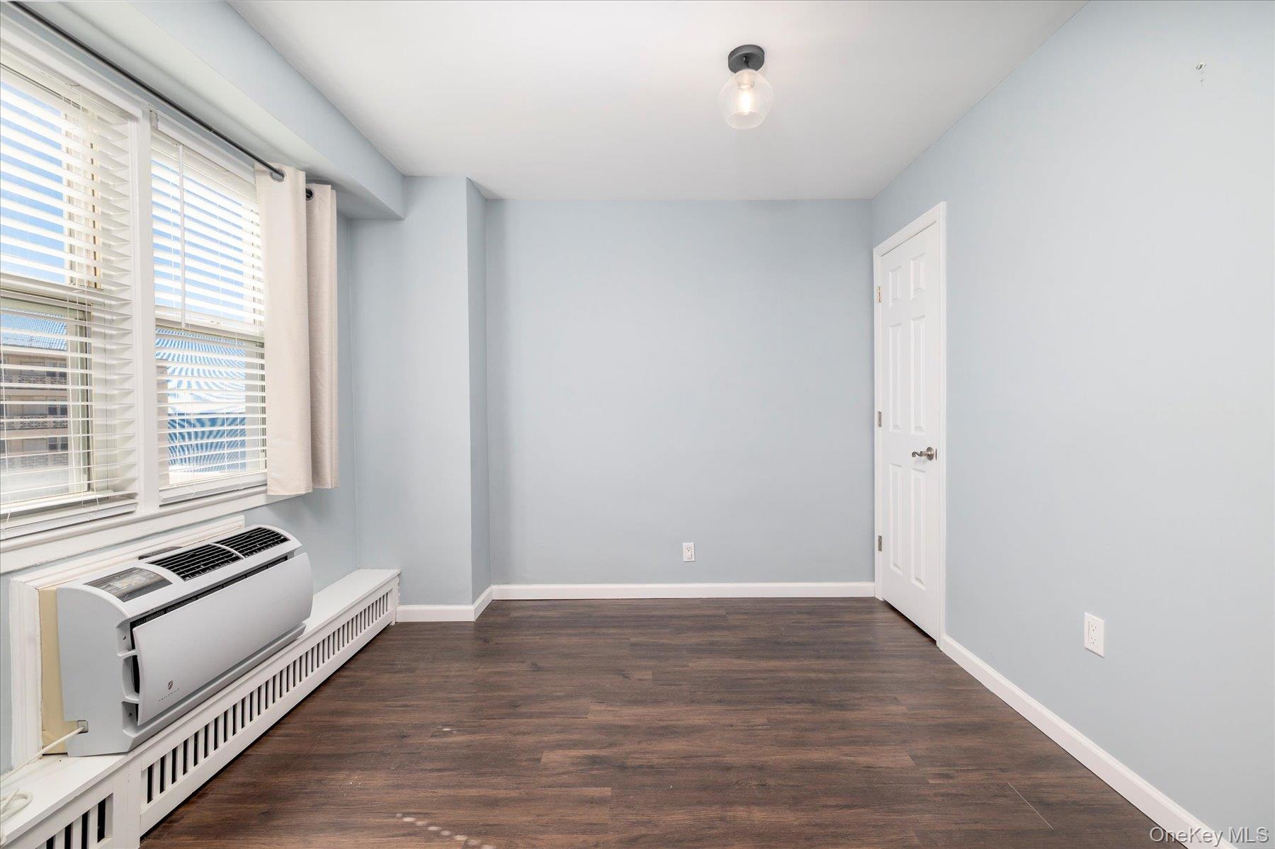 430 Shore Road, Unit 8H Long Beach, NY 11561 - Photo 21 of 43 second bedroom or home office with Oceanview