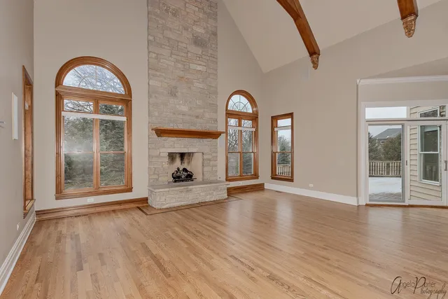 $1,150,000 | 3513 Deep Wood Drive, Crystal Lake, IL 60012