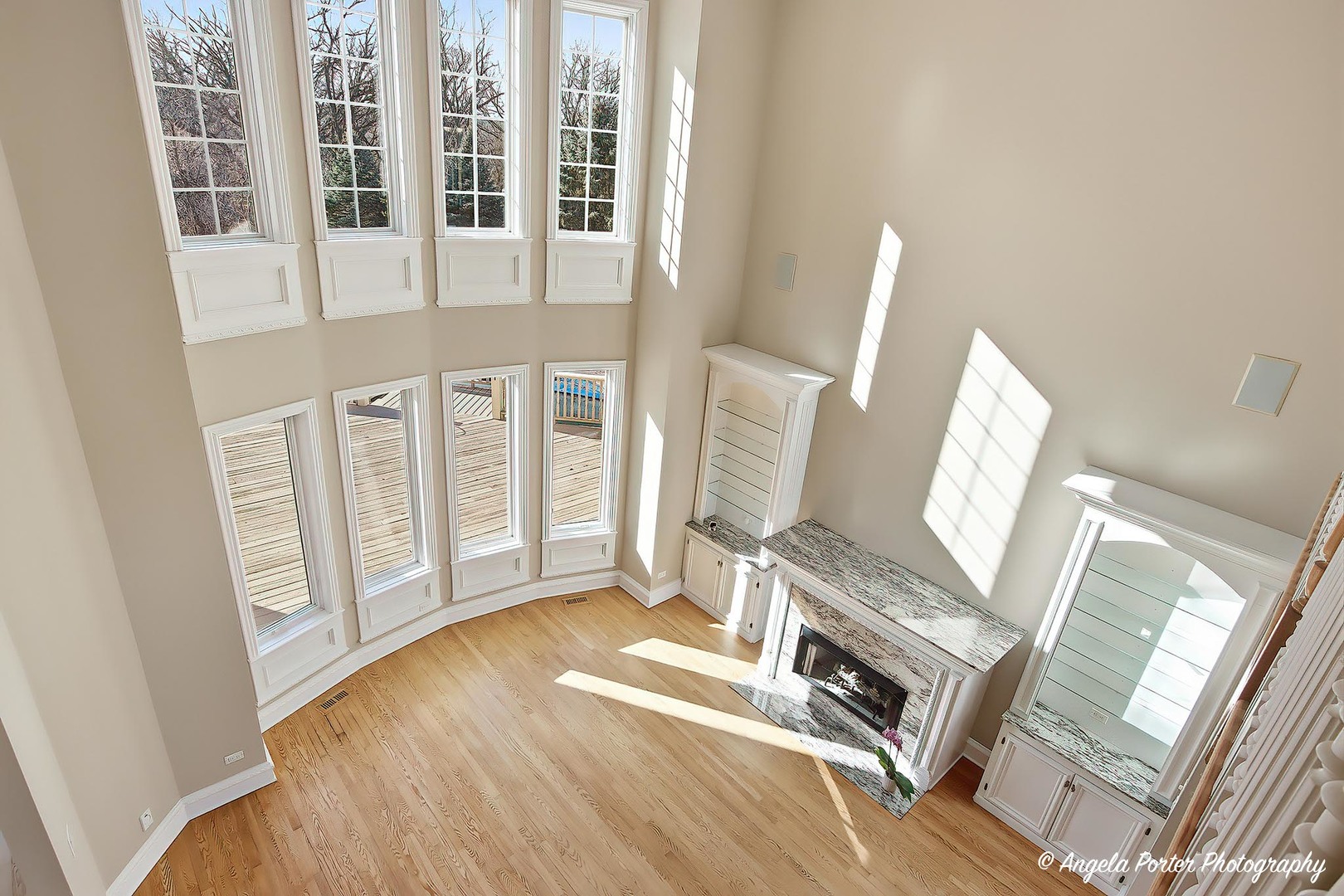 3513 Deep Wood Drive Crystal Lake, IL 60012 - Photo 33 of 71 a view of a livingroom with wooden floor and furniture