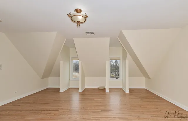 $1,150,000 | 3513 Deep Wood Drive, Crystal Lake, IL 60012