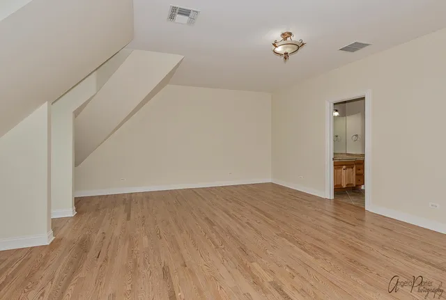 $1,150,000 | 3513 Deep Wood Drive, Crystal Lake, IL 60012