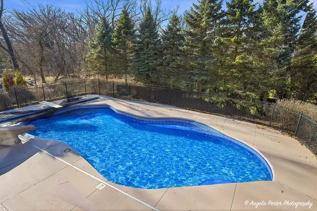 $1,150,000 | 3513 Deep Wood Drive, Crystal Lake, IL 60012