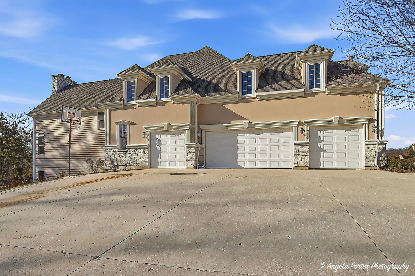 3513 Deep Wood Drive Crystal Lake, IL 60012 - Photo 61 of 71 a front view of a house with a yard and garage