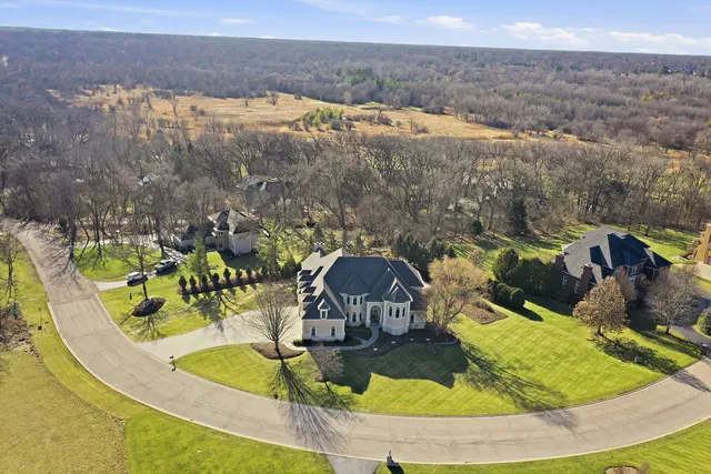 $1,150,000 | 3513 Deep Wood Drive, Crystal Lake, IL 60012
