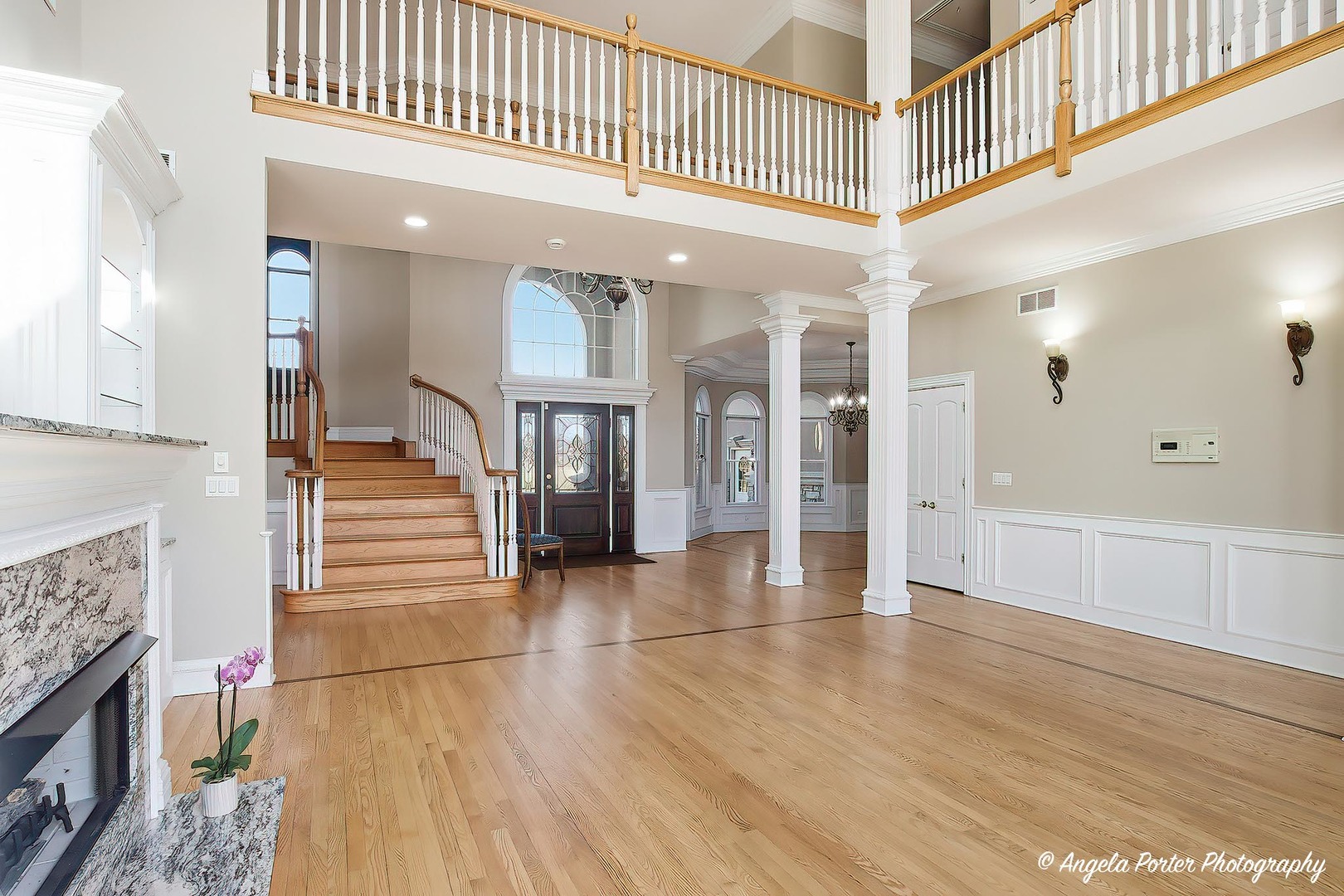 3513 Deep Wood Drive Crystal Lake, IL 60012 - Photo 7 of 71 a view of an entryway with wooden floor