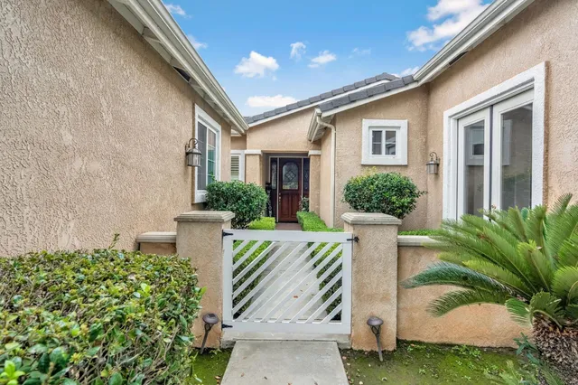 $605,000 | 2782 Poe Avenue, Clovis, CA 93611