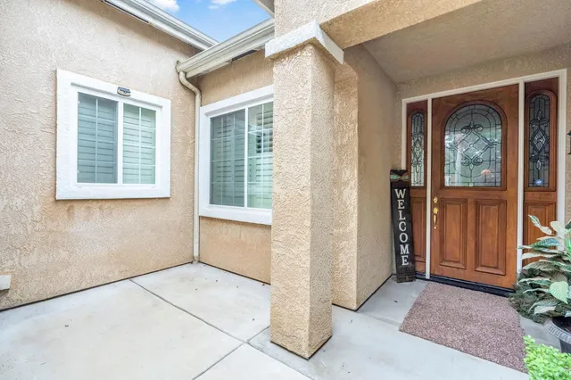 $605,000 | 2782 Poe Avenue, Clovis, CA 93611