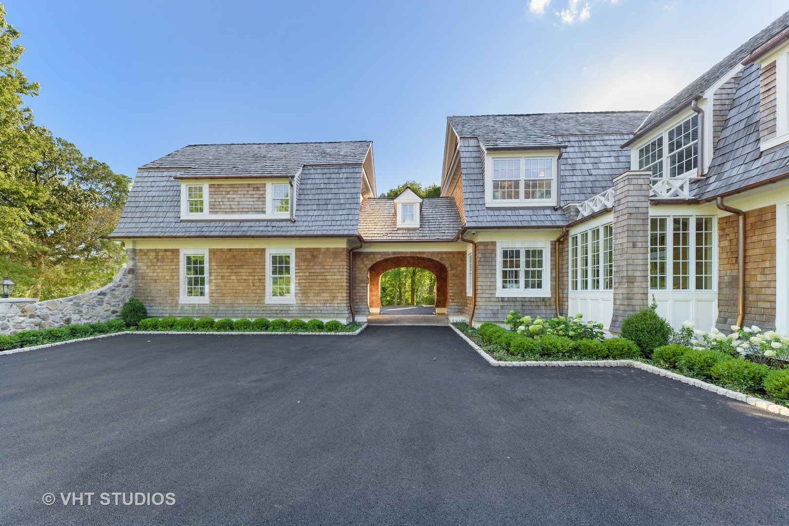 48 Brinker Road Barrington Hills, IL 60010 - Photo 97 of 108 a front view of a house with garden