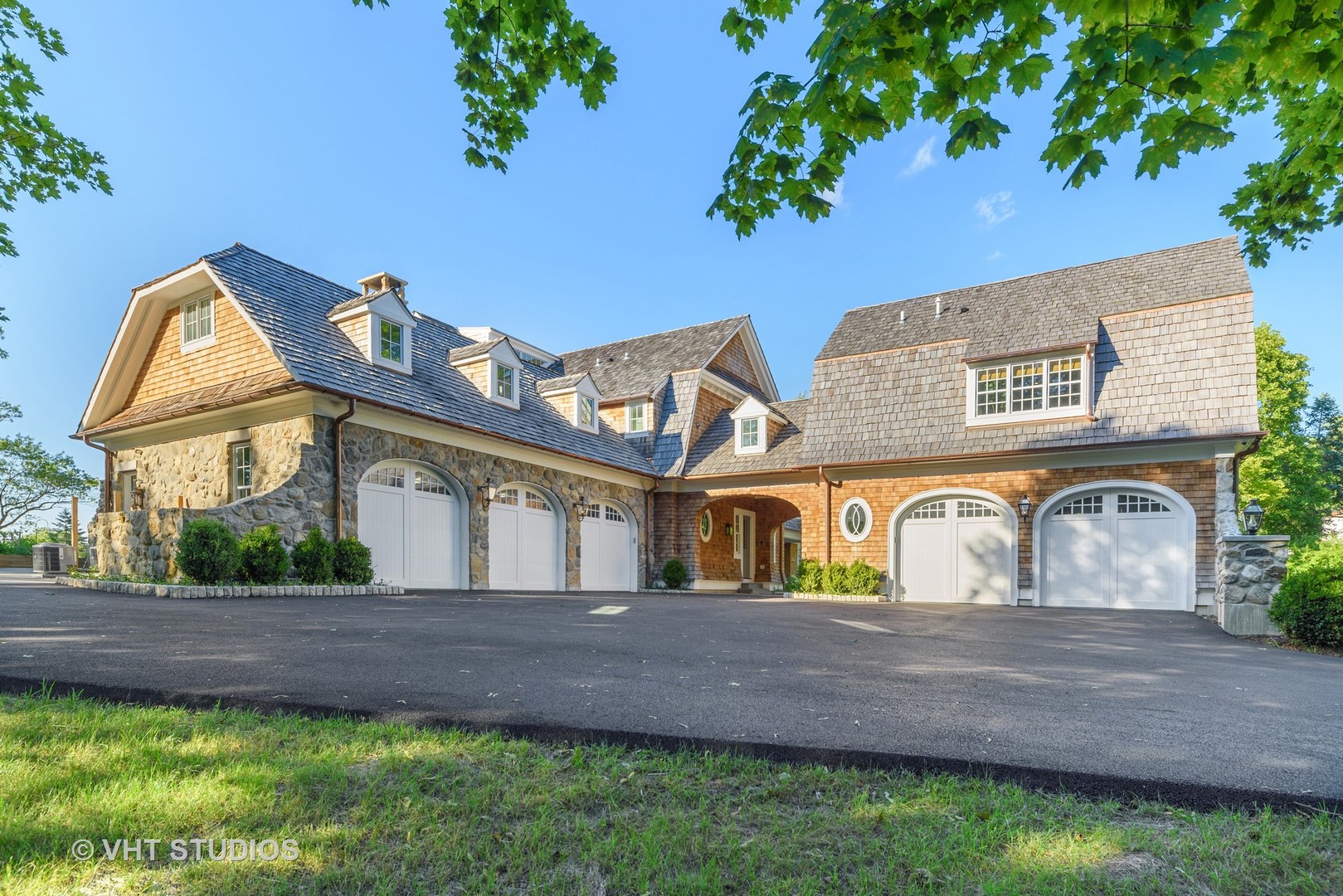 48 Brinker Road Barrington Hills, IL 60010 - Photo 99 of 108 a front view of a house with a yard