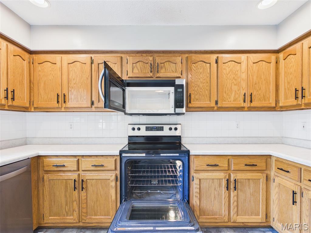 24625 Spencer Road Waynesville, MO 65583 - Photo 20 of 89