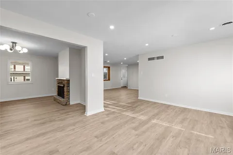 $349,900 | 1503 Wexford Avenue, Webster Groves, MO 63119