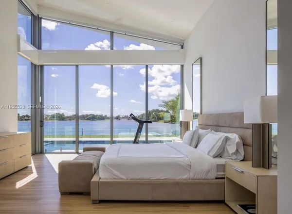 $32,500 | 1830 Northeast 193rd Street, Miami, FL 33179