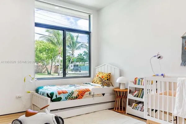 $32,500 | 1830 Northeast 193rd Street, Miami, FL 33179