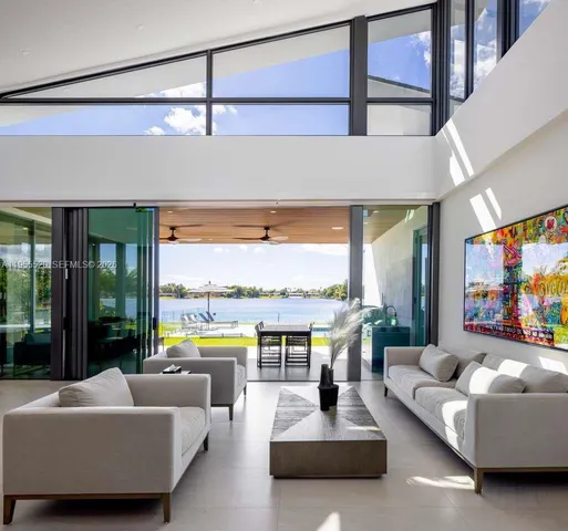 $34,000 | 1830 Northeast 193rd Street, Miami, FL 33179